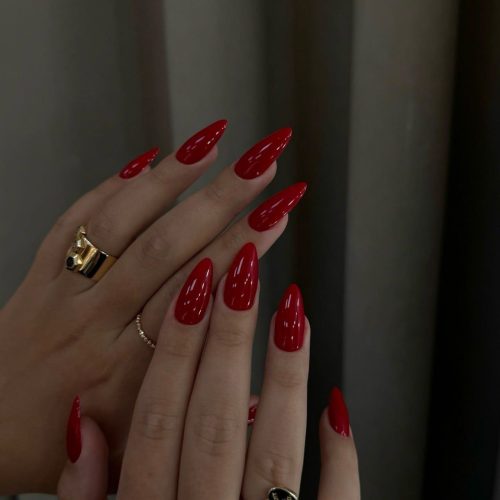 دخترای گلم تخفیف گذاشتم کسانی از طریق این اگهی و پیج زیر وقت رزرو میکنن  fatima_nailrtx کاشت 380 بستگی به قد ناخن داره ترمیم250 لمینت180 ژلیش200 تمامی متریال درجه یک روسی مصرف میشود  تمام ابزار ها استریل میشود  خوشحال میشم  ناخن هاتو زیبا تر کنم
