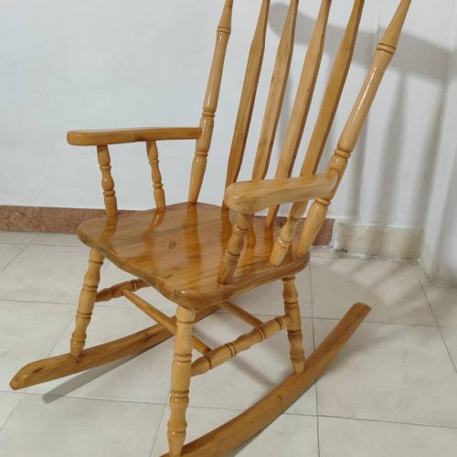 توستر و صندلی ریلکسی