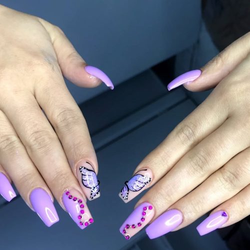 مدل کاشت و ترمیم ناخن برای تکمیل آلبوم