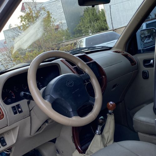 نیسان ترانو