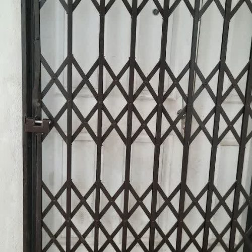 آپترتمان 75 متری طبقه اول دو خواب