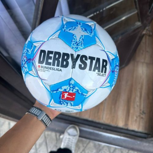 توپ فوتبالDebystar