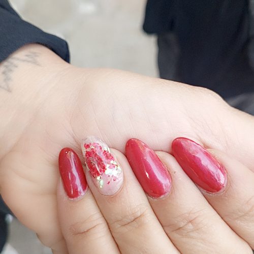 خدمات ناخن، نیازمند مدل جهت تکمیل البوم