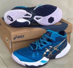 انواع کفش،کتونی والیبال،بسکتبال،فوتبال،فوتسال،رانینگ