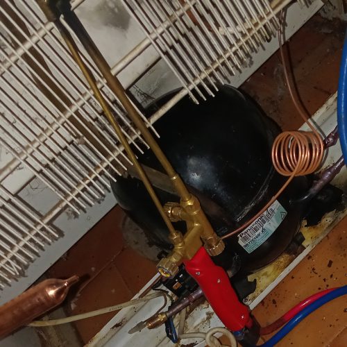 تعمیرات تخصصی یخچال فریزر درمنزل ومحل کار(مازندران)