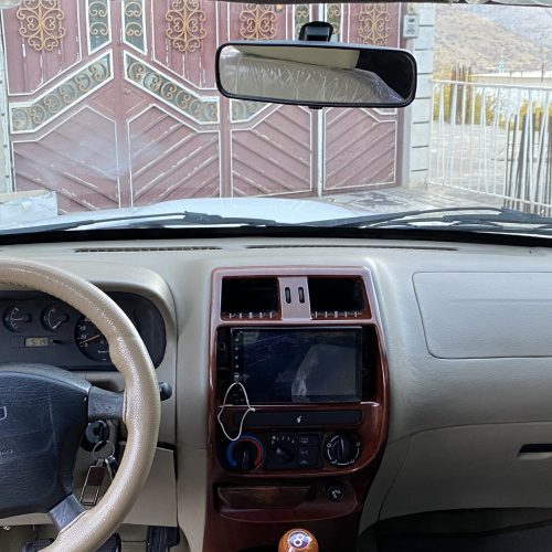 نیسان ترانو