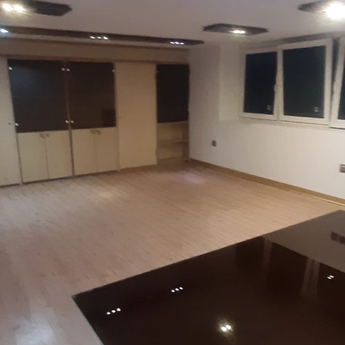 دفتر کار با موقعیت عالی چهارباغ بالا مجتمع پارسیان