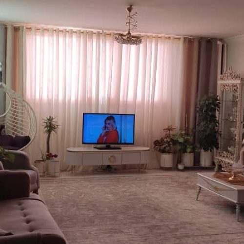 صدرا فروش آپارتمان دو خوابه 125 متری