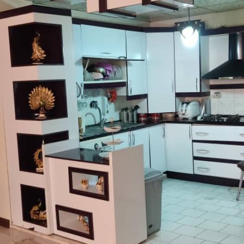 صدرا فروش آپارتمان دو خوابه 125 متری