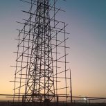 اجرای داربست فلزی جهت شمع کوبی سیمانکاری نمای ساختمان ادارات وساختمانها پذیرفته میشود