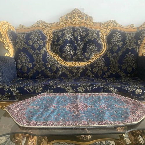 مبلمان 7 نفره سلطنتی باعسلی و تلوزیون 59 اینچ همراه با میز تی وی و جاکفشی
