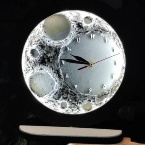 ساعت هلال ماه شبتاب