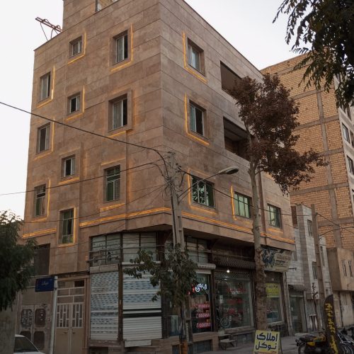 ساختمان 3طبقه ،تک واحدی