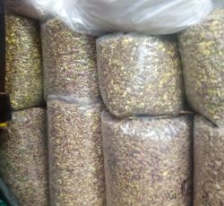 انواع مغز پسته دستشکن دوقاپ لپه دندانه گندمی امساله درجه یک ازتولیدبه مصرف تضمین کیفیت وقیمت عالی