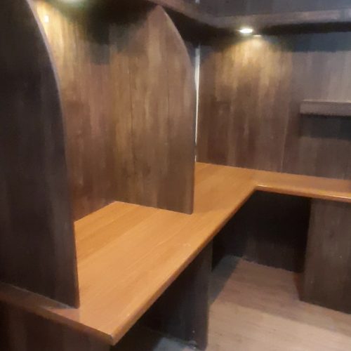 دفتر کار با موقعیت عالی چهارباغ بالا مجتمع پارسیان