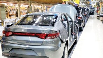 قیمت خودرو امروز 14 آبان 1404 / بازار خودرو در سراشیبی قیمت + جدول