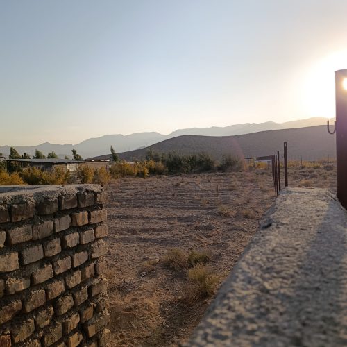 *زمین آماده‌ی باغ ویلا — طبیعت خالص، آب مطمئن، سند بدون دردسر