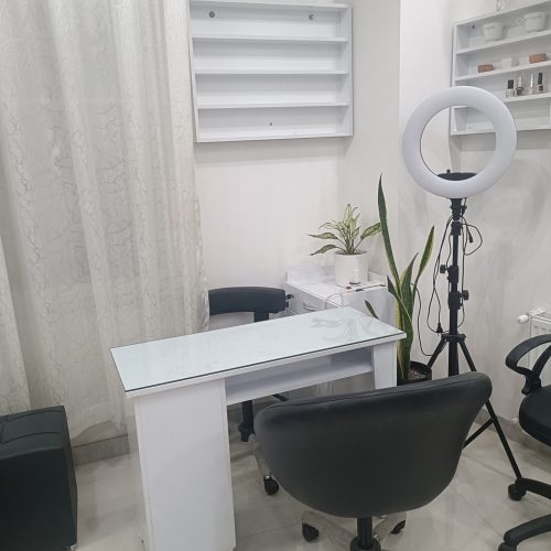 ناخن کار و مژکار مجرب