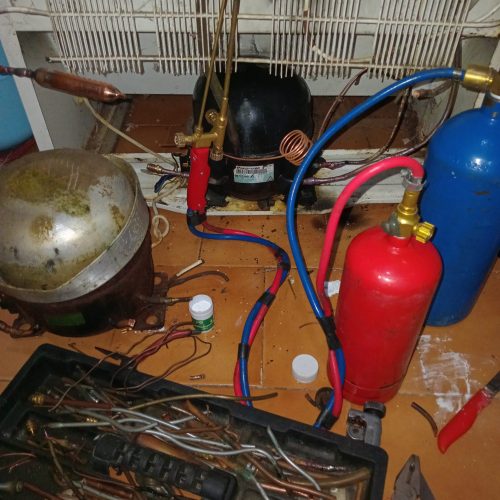 تعمیرات تخصصی یخچال فریزر درمنزل