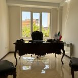 کارمند بخش فروش