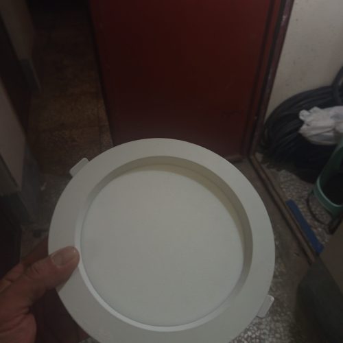 چراغ سقفی توکار