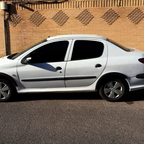 پژو 206 تیپ 5 V8