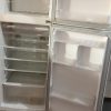 فروش یخچال دو درب فریزر دار با سایز کوچک در حد نو به فروش میرسد