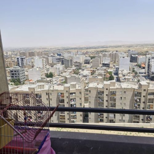 فروش‌ آپارتمان‌ شهرک‌ بهشتی‌ 82‌ متری