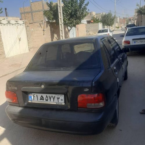 ماشین فنی سواری عالی فقد آفتاب سوختگی دارع