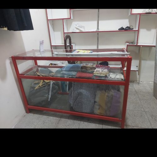 ویترین و پیشخوان