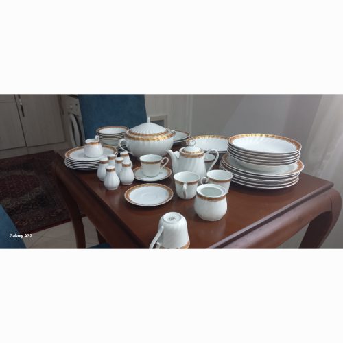 سرویس چینی بسیار شکیل