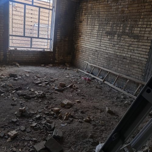 فروش یک نیمه ساخته