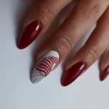 جذب مشتری در لاین ناخن و پدیکور