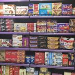 استخدام نیروی خانم ــفروشگاه اجناس خارجی و لوکس