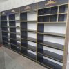 دکور داروخانه قفسه دخانیات ویترین مغازه میز کانتر