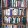 فروش حدود بیش از سیصد کتب کتابخانه شخصی
