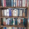 فروش حدود بیش از سیصد کتب کتابخانه شخصی